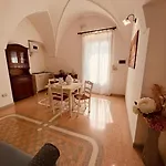 Raffaella 4*