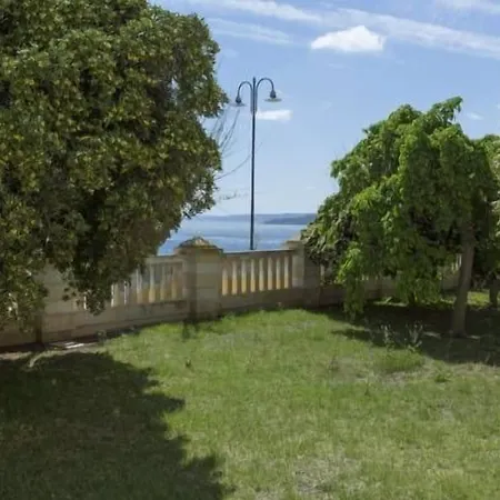 Raffaella 4* Santa Cesarea Terme