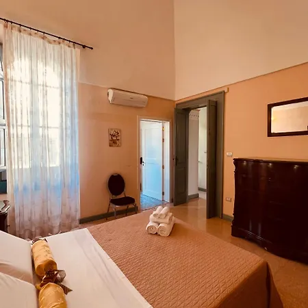 Ξενοδοχείο Raffaella 4*