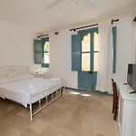 Raffaella Hotel 4*