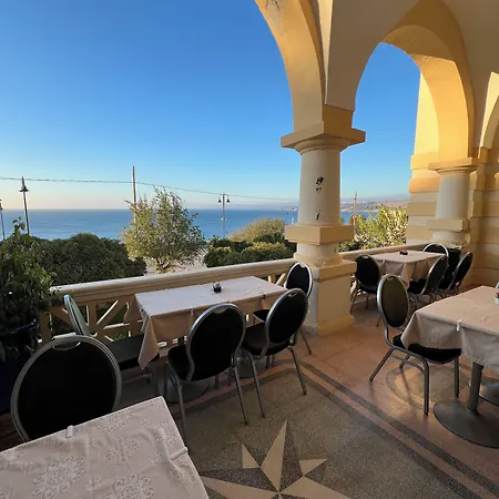 Hotel Raffaella
