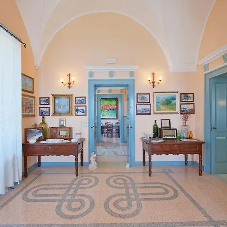 Raffaella Santa Cesarea Terme
