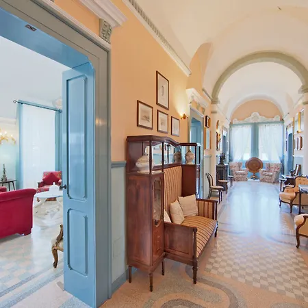 Hotel Raffaella 4*
