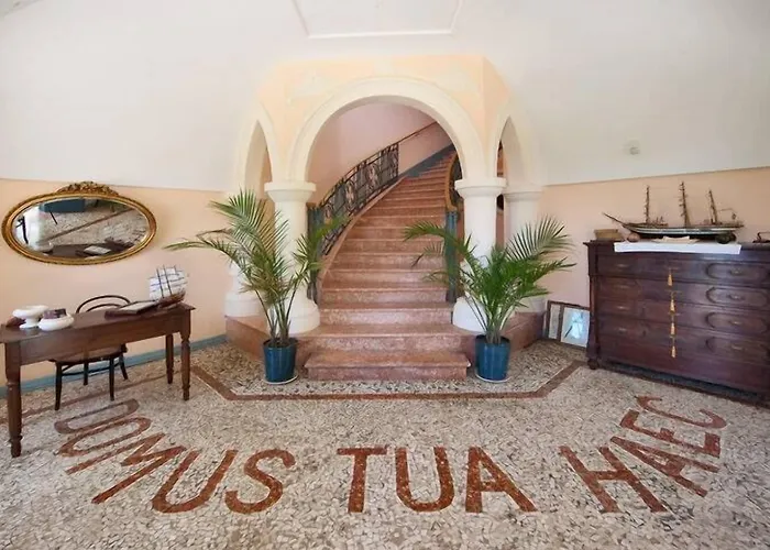 Raffaella Santa Cesarea Terme